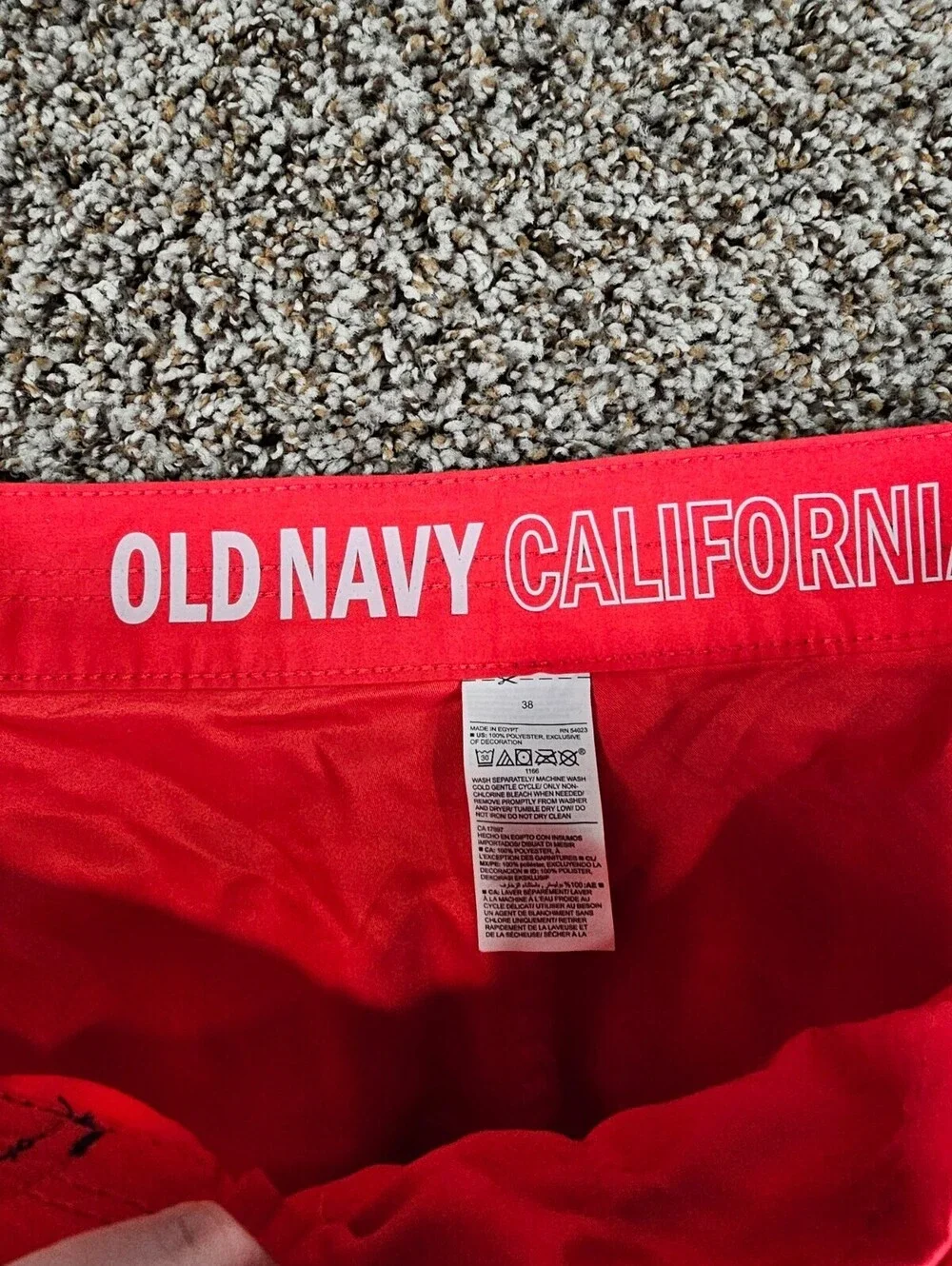 Old Navy Mens Sz 38 Swimsuit Swim Trunks Board Shorts Red Navy Blue NEW